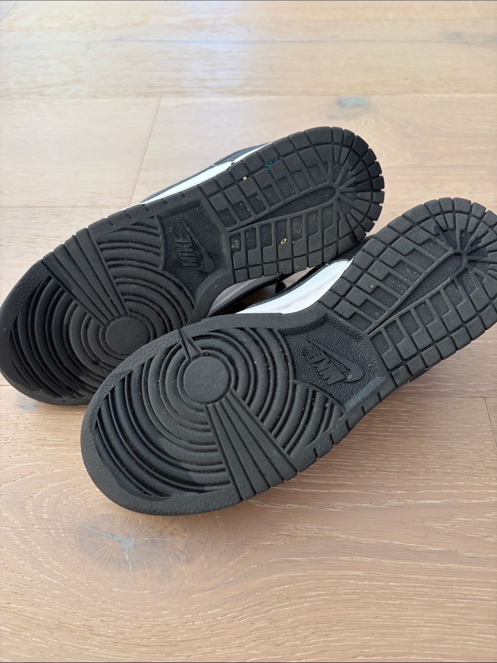 Nike Women’s Black and White Panda Sneakers. Gently Used. - Picture 4 of 4